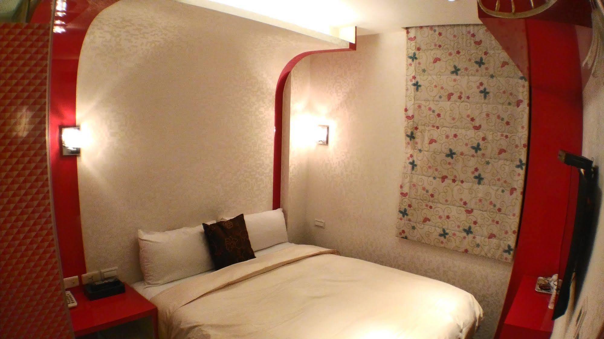 Lio Hotel - Ximending Taipei Bagian luar foto